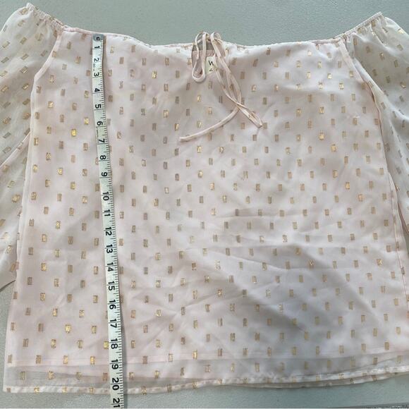 Nordstrom WAYF Pink Off-the-shoulder pink gold bow puff sleeve chiffon top Large - Picture 12 of 15